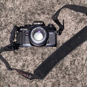 MINOLTA SINGLE LENS REFLEX X-700